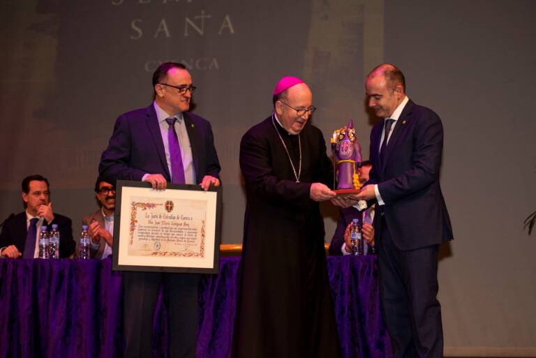 La Junta de Cofradías de Cuenca rinde homenaje a Monseñor José María Yanguas Sanz