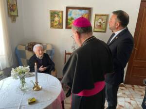 Monseñor José María Yanguas realiza una Visita Pastoral a Cañada Juncosa y Torrubia del Castillo