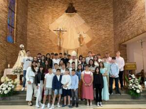 Confirmaciones en la parroquia de Casas de Haro
