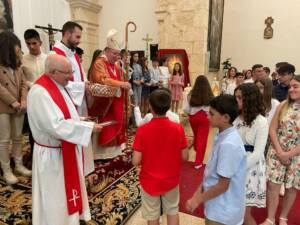 El Sr. Obispo realiza una Visita Pastoral e imparte la Confirmación en la localidad de Sisante