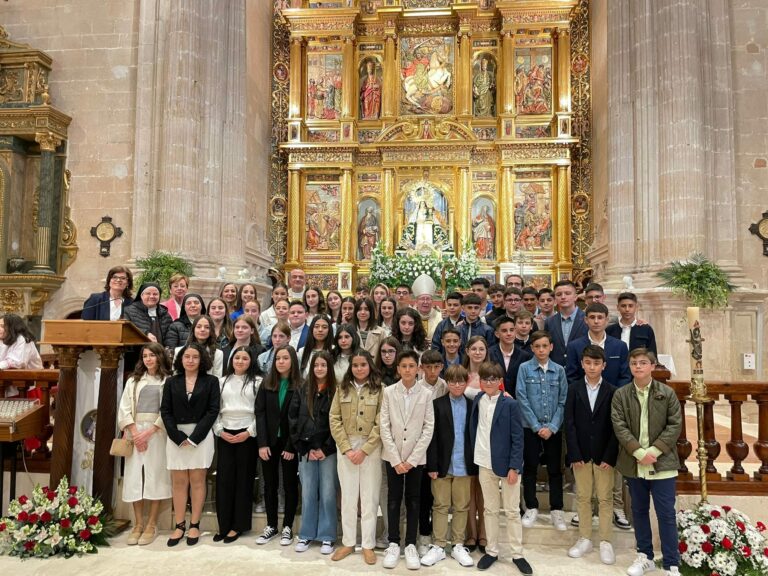 Confirmaciones en la parroquia de San Clemente